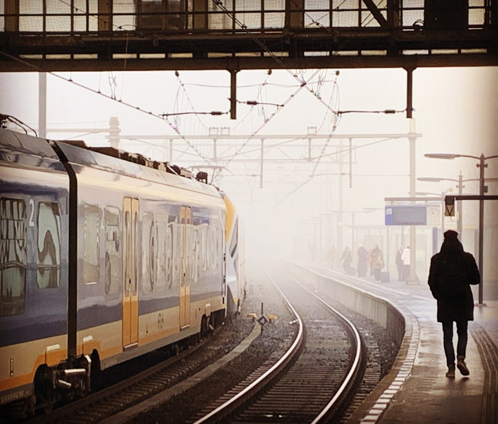 Gare d&rsquo;amsterdam, le matin, une&nbsp;photo