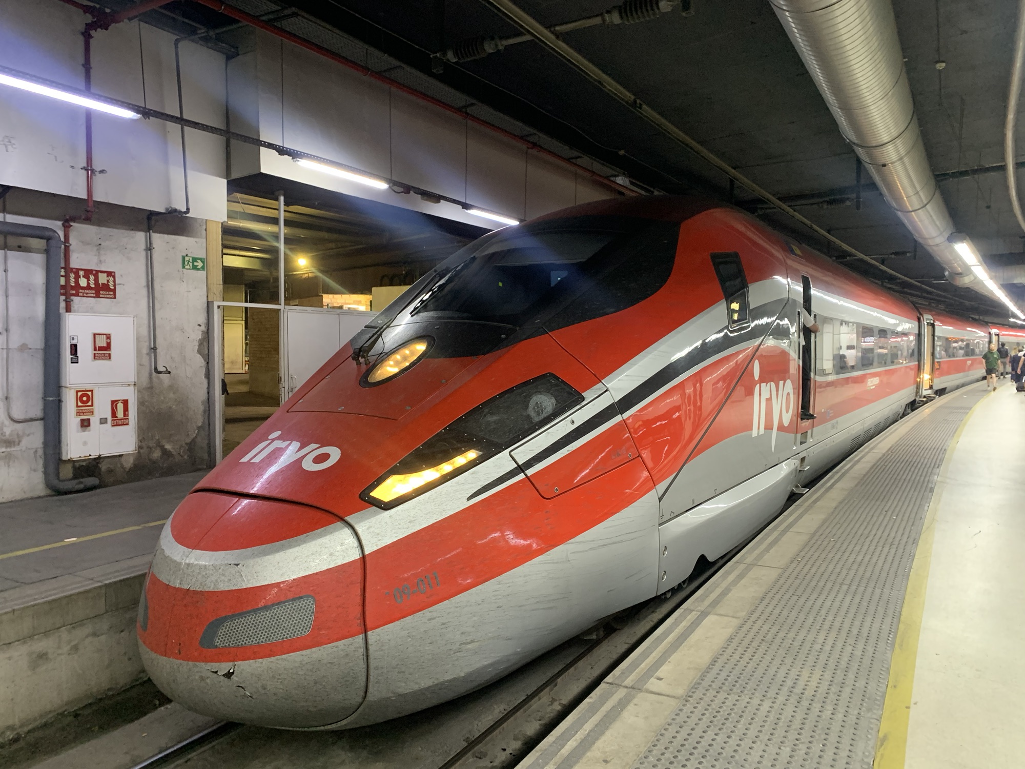 Barcelone-Séville dans un train italien