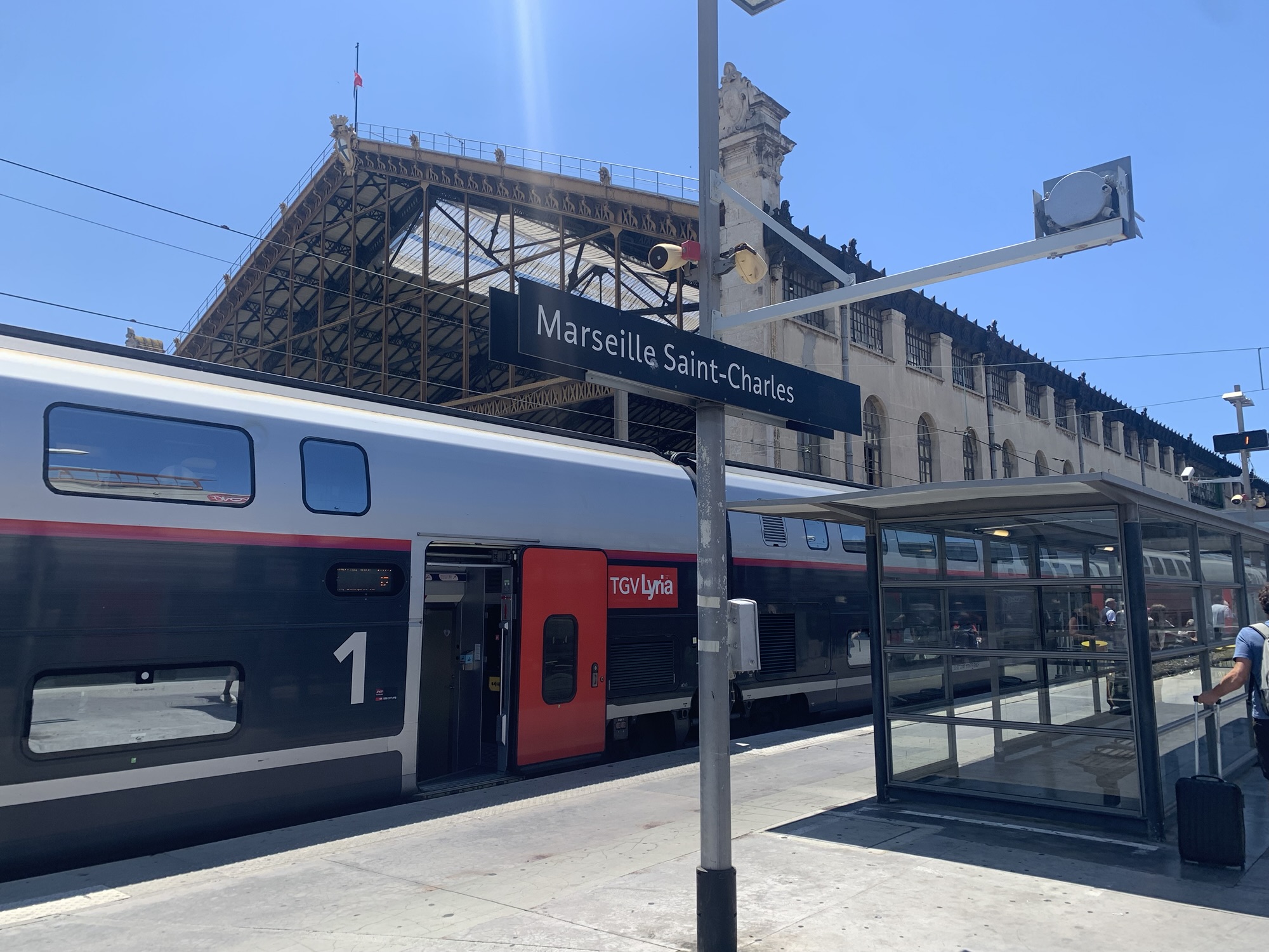 En TGV de Lausanne à Marseille